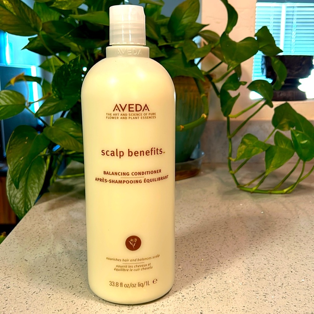 DISCONTINUED Aveda Scalp Benefits Shampoo 33.8oz.
